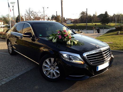 Luxury wedding car